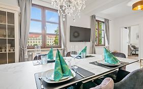 Residenz Zu Montfort - Apartment Schlossblick